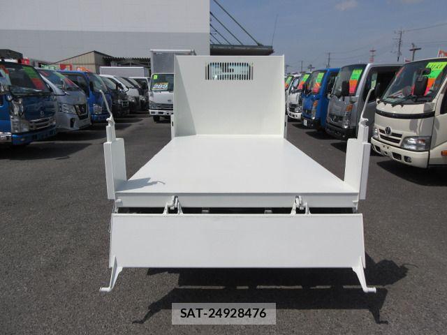 Toyota DYNA TRUCK 2019-02 6751394-17