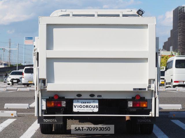 Toyota DYNA TRUCK 2019-07 6751396-11