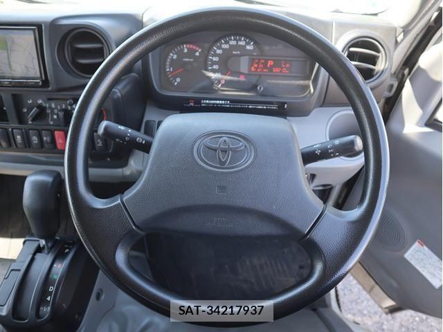Toyota DYNA TRUCK 2018-06 6751400-3