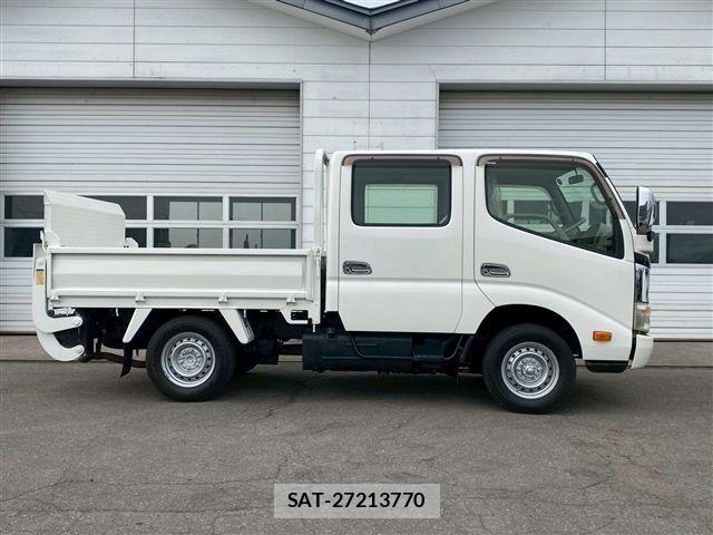 Toyota DYNA TRUCK 2013-03 6814740-3