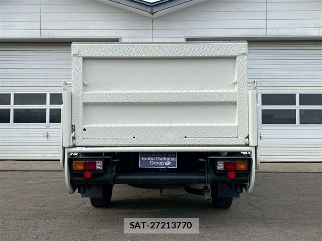 Toyota DYNA TRUCK 2013-03 6814740-5