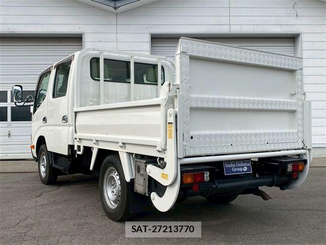 Toyota DYNA TRUCK 2013-03 6814740-6