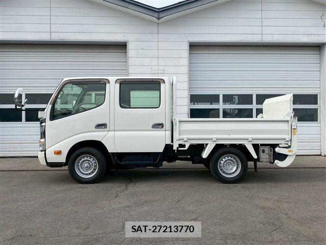 Toyota DYNA TRUCK 2013-03 6814740-7