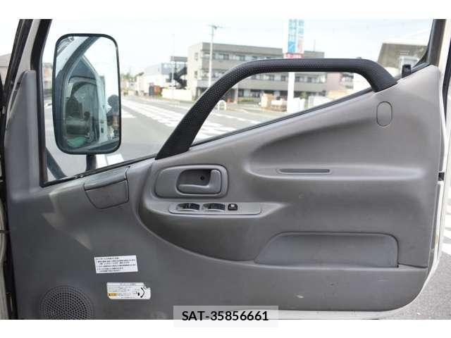 Toyota DYNA TRUCK 2012-11 6814741-15