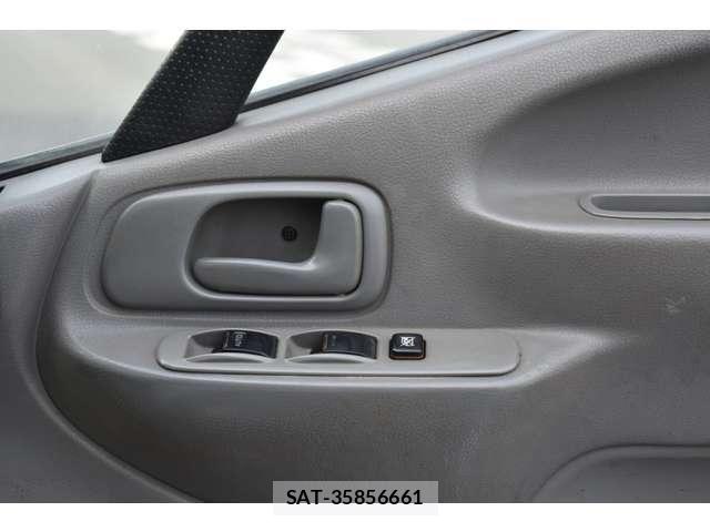 Toyota DYNA TRUCK 2012-11 6814741-16