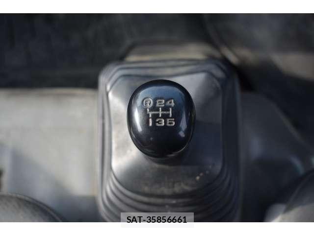 Toyota DYNA TRUCK 2012-11 6814741-1