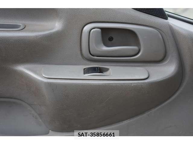 Toyota DYNA TRUCK 2012-11 6814741-19