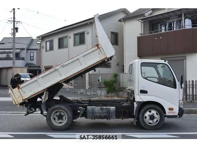 Toyota DYNA TRUCK 2012-11 6814741-3