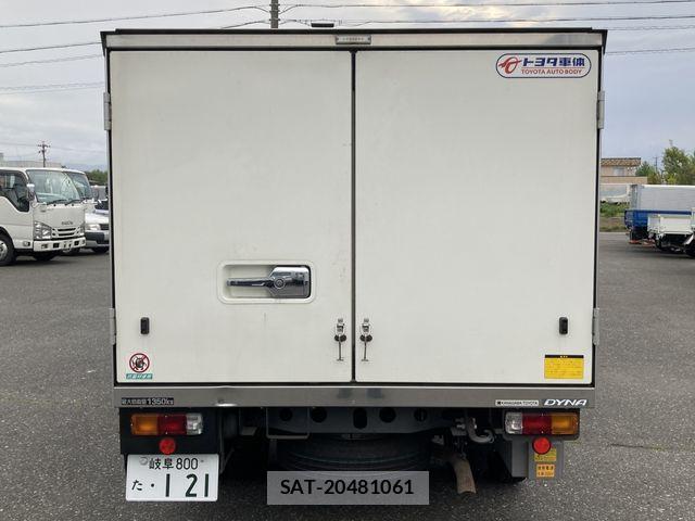 Toyota DYNA TRUCK 2014-09 6814743-22