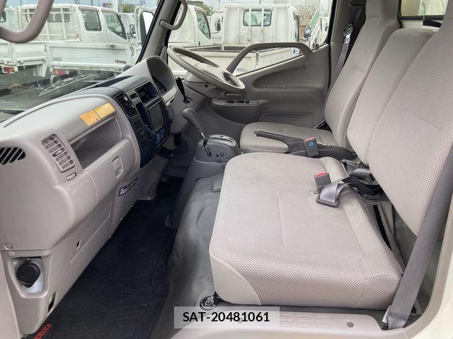 Toyota DYNA TRUCK 2014-09 6814743-5