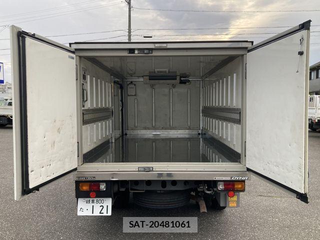 Toyota DYNA TRUCK 2014-09 6814743-7