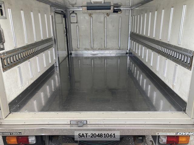 Toyota DYNA TRUCK 2014-09 6814743-8