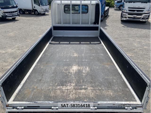 Toyota DYNA TRUCK 2017-07 6814742-9