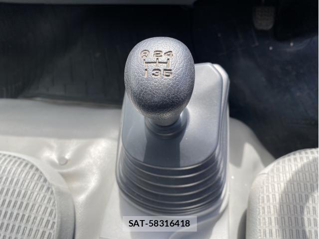 Toyota DYNA TRUCK 2017-07 6814742-18