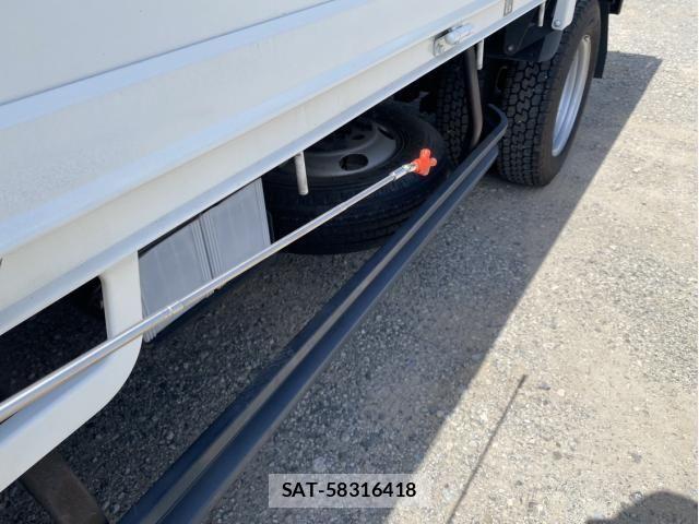 Toyota DYNA TRUCK 2017-07 6814742-27
