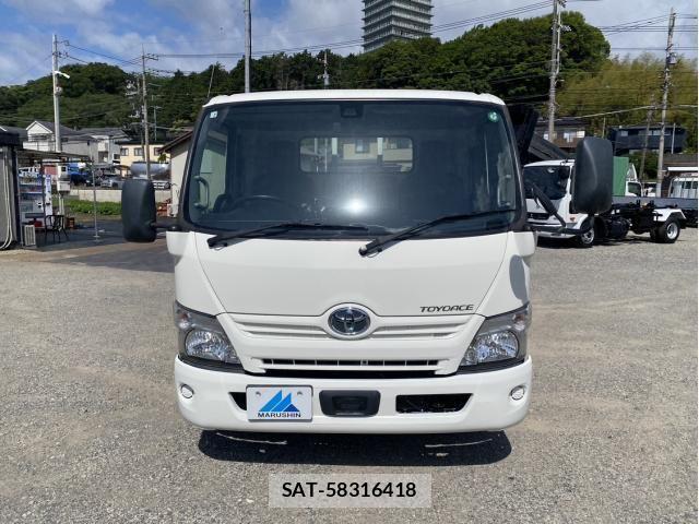 Toyota DYNA TRUCK 2017-07 6814742-4