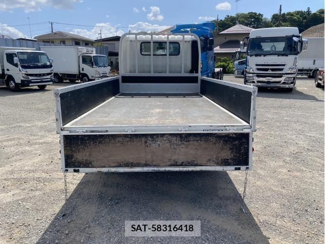 Toyota DYNA TRUCK 2017-07 6814742-8