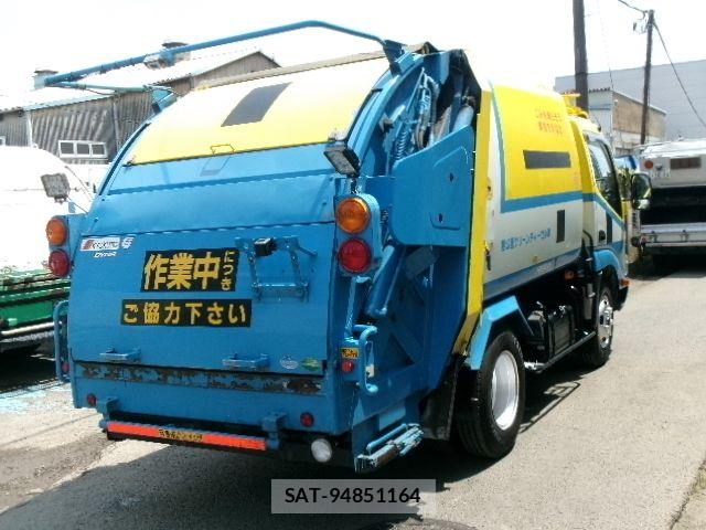 Toyota DYNA TRUCK 2016-03 6904517-3