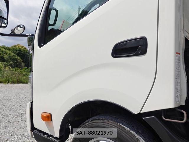 Toyota DYNA TRUCK 2017-11 6904522-9