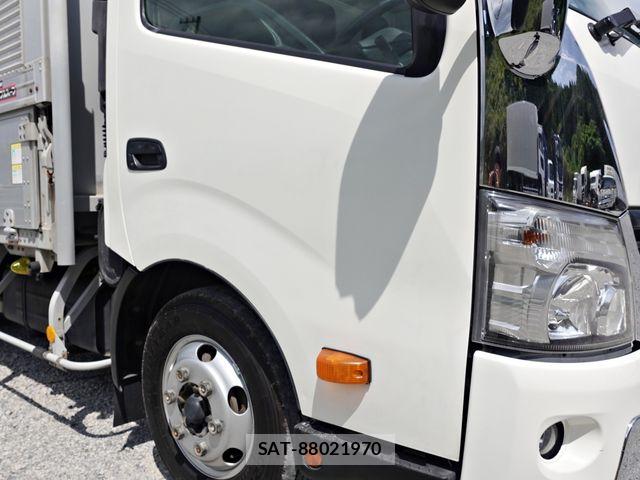 Toyota DYNA TRUCK 2017-11 6904522-4