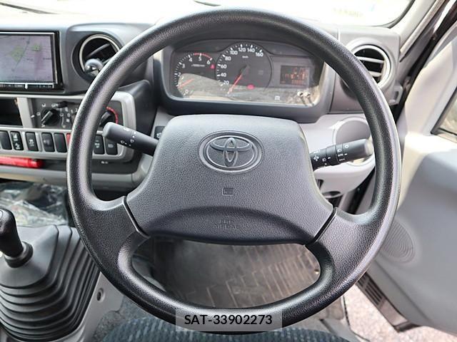 Toyota DYNA TRUCK 2023-10 6904508-3
