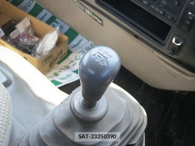 Toyota DYNA TRUCK 2005-10 6904520-13