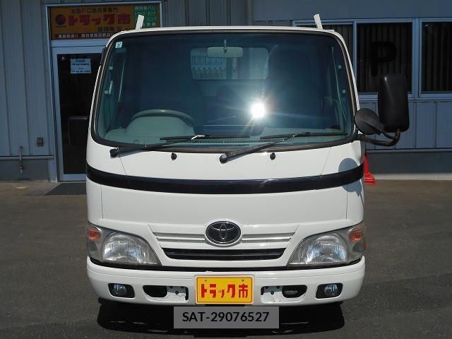 Toyota DYNA TRUCK 2015-03 6904513-1