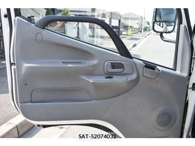 Toyota DYNA TRUCK 2017-04 6993241-9