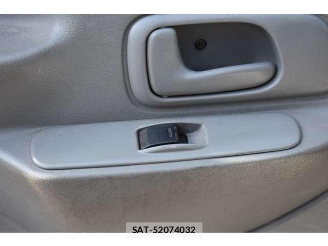Toyota DYNA TRUCK 2017-04 6993241-10