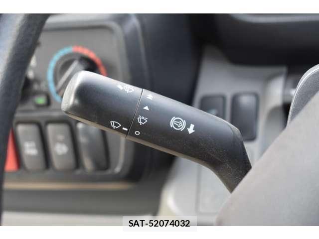 Toyota DYNA TRUCK 2017-04 6993241-14