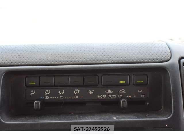 Toyota DYNA TRUCK 2011-11 6993243-11