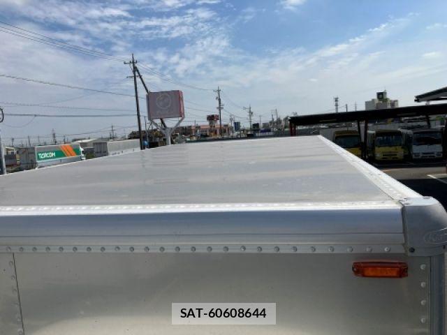 Toyota DYNA TRUCK 2023-02 7020382-17