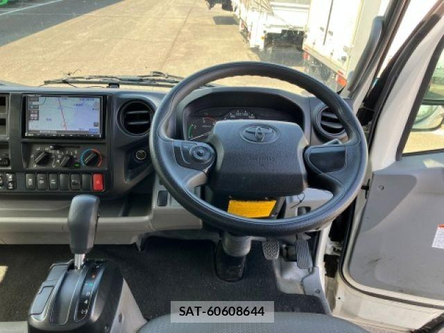 Toyota DYNA TRUCK 2023-02 7020382-18