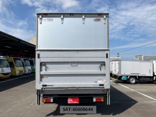 Toyota DYNA TRUCK 2023-02 7020382-3