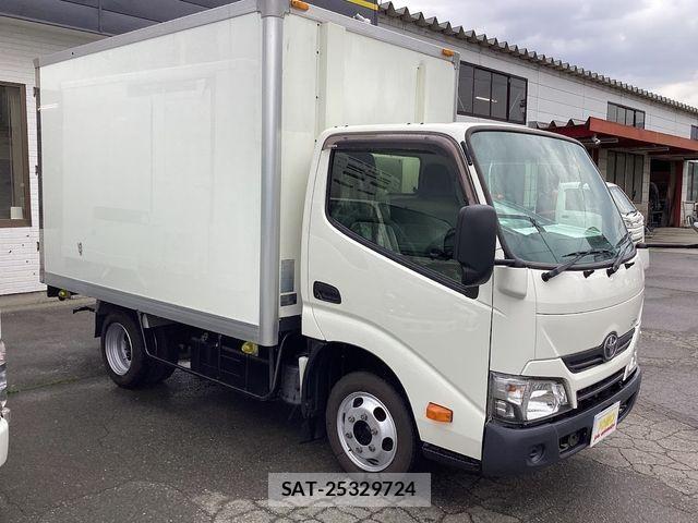Toyota DYNA TRUCK 2021-01 7020380-1