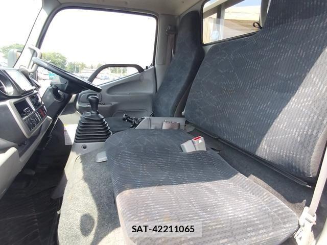 Toyota DYNA TRUCK 2023-02 7020383-19