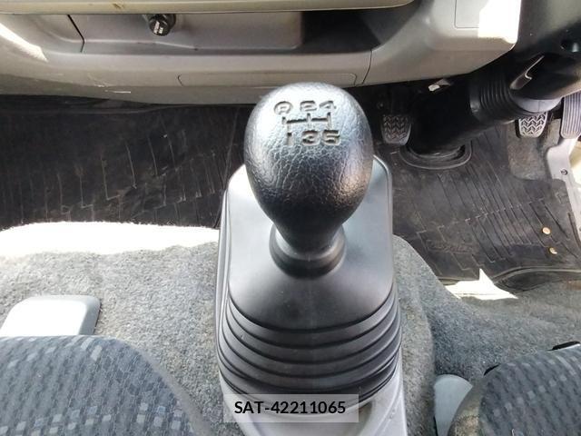 Toyota DYNA TRUCK 2023-02 7020383-24