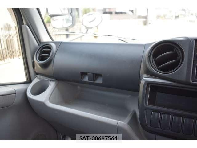 Toyota DYNA TRUCK 2016-09 7058359-20