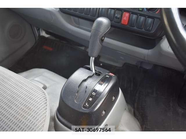 Toyota DYNA TRUCK 2016-09 7058359-2