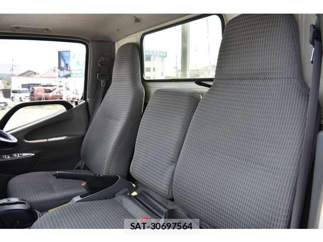 Toyota DYNA TRUCK 2016-09 7058359-4