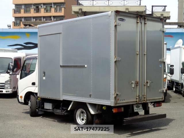 Toyota DYNA TRUCK 2016-03 7217783-1