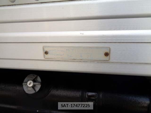 Toyota DYNA TRUCK 2016-03 7217783-24