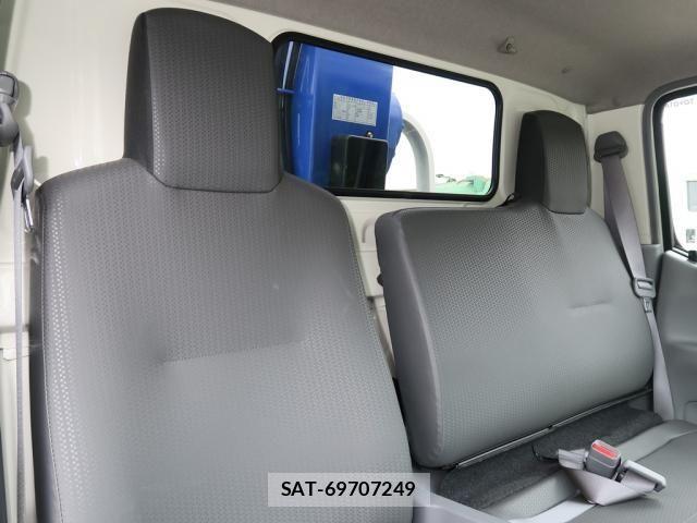 Toyota DYNA TRUCK 2025-04 7217802-19