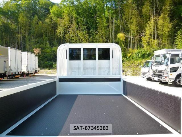 Toyota DYNA TRUCK 2026-05 7217805-8