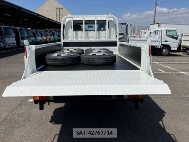 Toyota DYNA TRUCK 2010-10 7217765-6