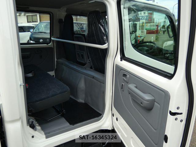 Toyota DYNA TRUCK 2026-05 7217804-24