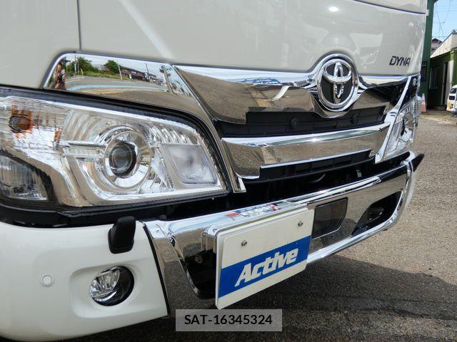 Toyota DYNA TRUCK 2026-05 7217804-3