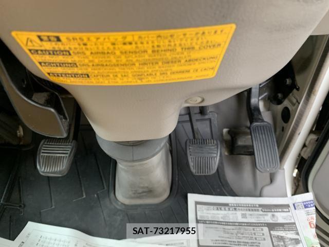 Toyota DYNA TRUCK 2010-01 7217763-12