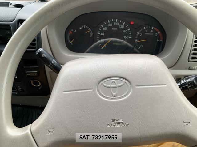 Toyota DYNA TRUCK 2010-01 7217763-8