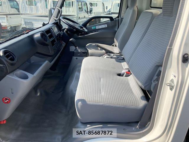 Toyota DYNA TRUCK 2017-12 7217787-5